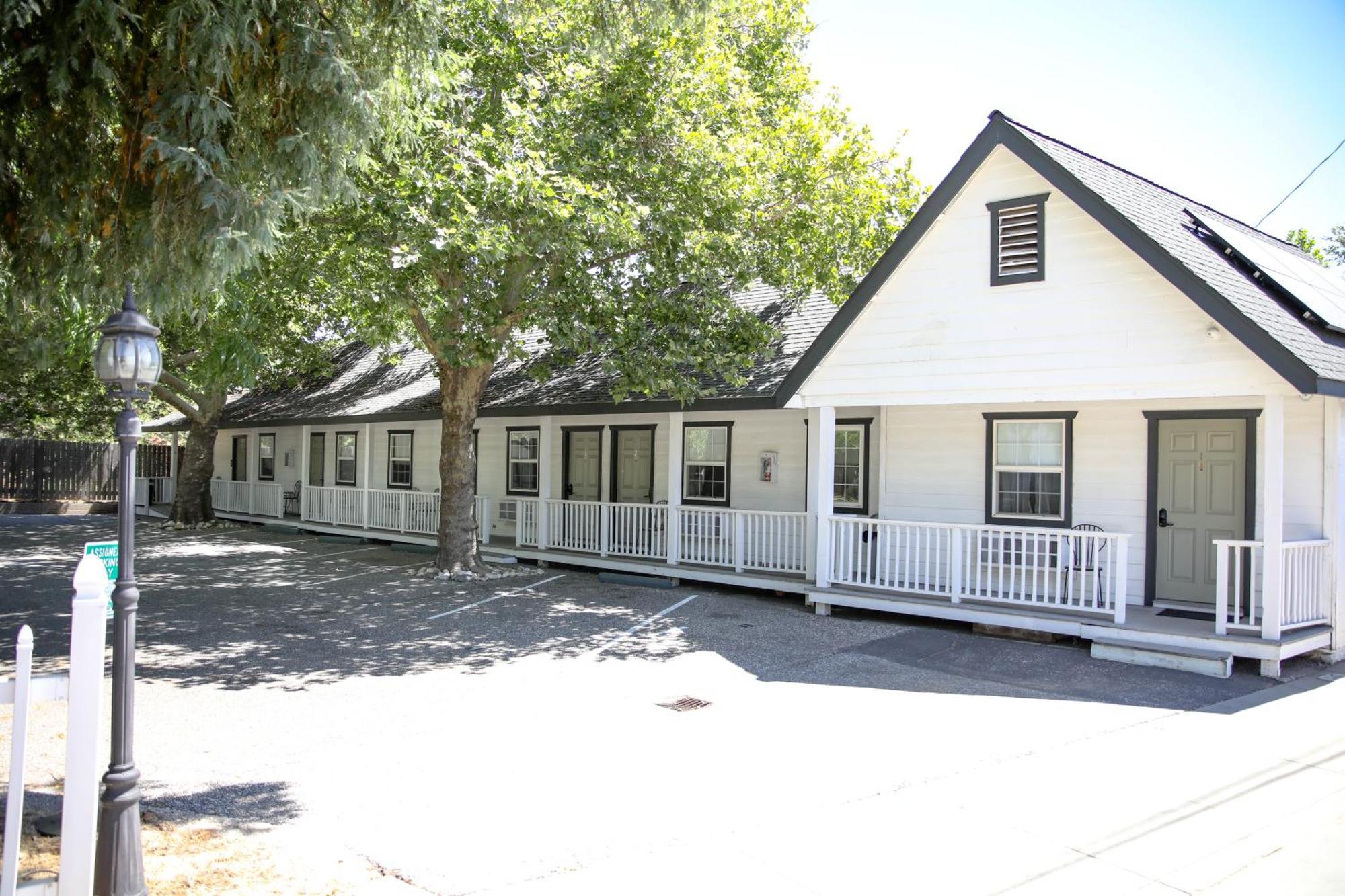 Sierra Mountain Inn Grass Valley Εξωτερικό φωτογραφία